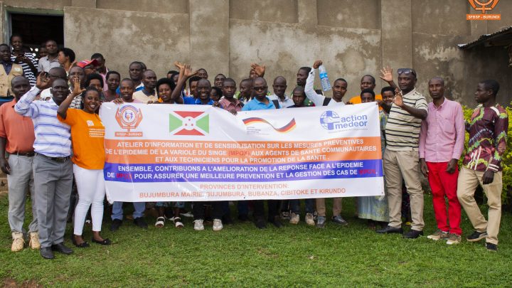 ATELIER D’INFORMATION ET DE SENSIBILISATION SUR LES MESURES PRÉVENTIVES DE MPOX AUX AGENTS DE SANTÉ COMMUNAUTAIRES DE LA PROVINCE CIBITOKE.