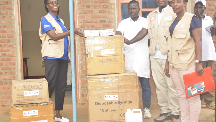 Approvisionnement en médicaments de 13 structures sanitaires partenaires par la SFBSP